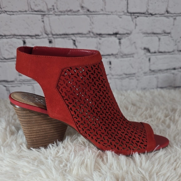 Vince Camuto Shoes - Vince Camuto "Dastana" Leather Rust Red Peep-Toe Sandals NWOT Size 9